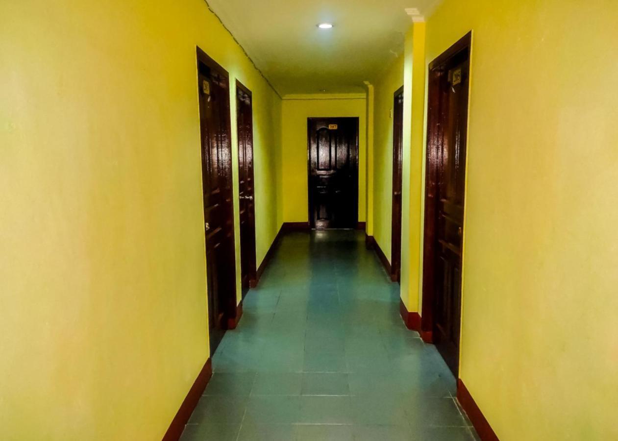 Oyo 3372 Hotel Pelita Terang Nagoya Luaran gambar